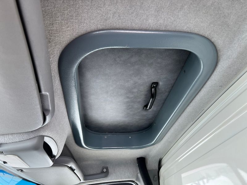 Volkswagen Crafter (2007) 2.5TDi Odtahový speciál - fotka 13 z 15
