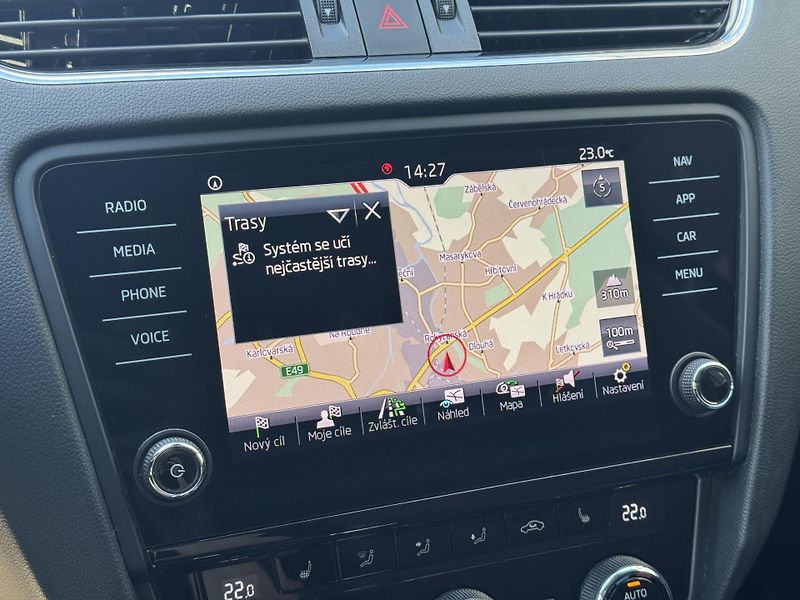 Škoda Octavia (2019) III 1.6TDi Style, Virtual, RZV - fotka 30 z 48