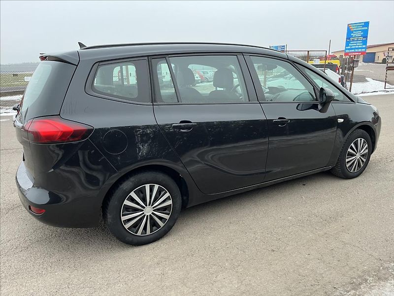 Opel Zafira 1,6 CDTi 100KW TOURER 2xKOLA - fotka 5 z 39