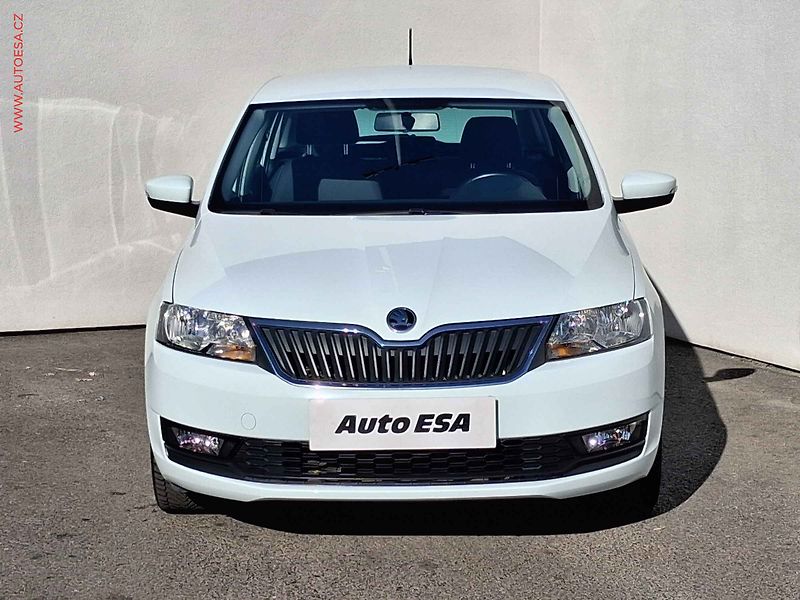 Škoda Rapid (2018) 1.0 TSi, AC, výhřev sed - fotka 2 z 17
