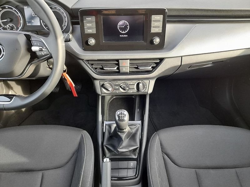 Škoda Kamiq Ambition Plus 1.0 TSI 81kW 6MP - fotka 16 z 20