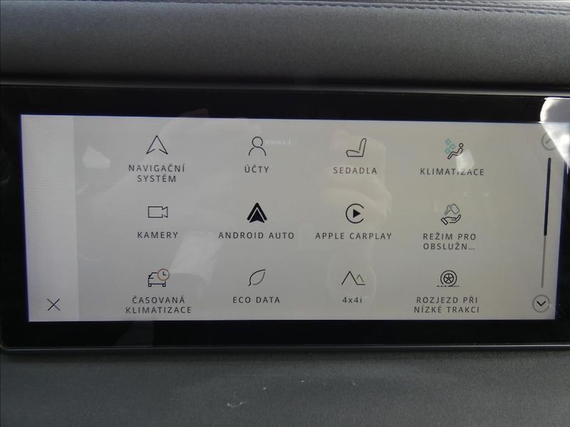Land Rover Defender 3,0 D300 110 SE,1.maj,ČR,DPH - fotka 25 z 35