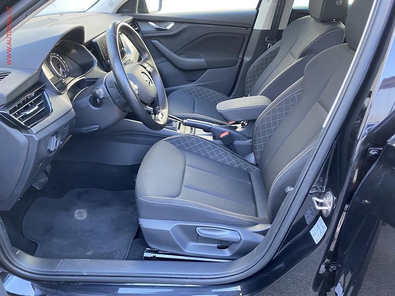 Škoda Kamiq (2021) 1.0 TSi, Amb, DSG, LED - fotka 9 z 18