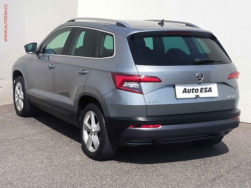 Škoda Karoq (2018) 1.0 TSi, Ambition, LED, navi - fotka 6 z 25