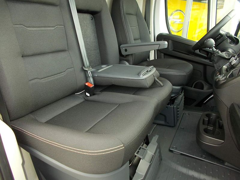 Opel Movano (2026) Van 3500 L2H2 2.2 CDTi 140k 6- - fotka 16 z 28