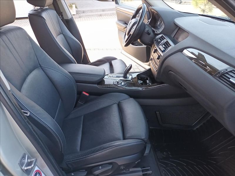 BMW X3 2,0 d,xDrive,KŮŽE,NAVI,TAŽNÉ - fotka 22 z 41