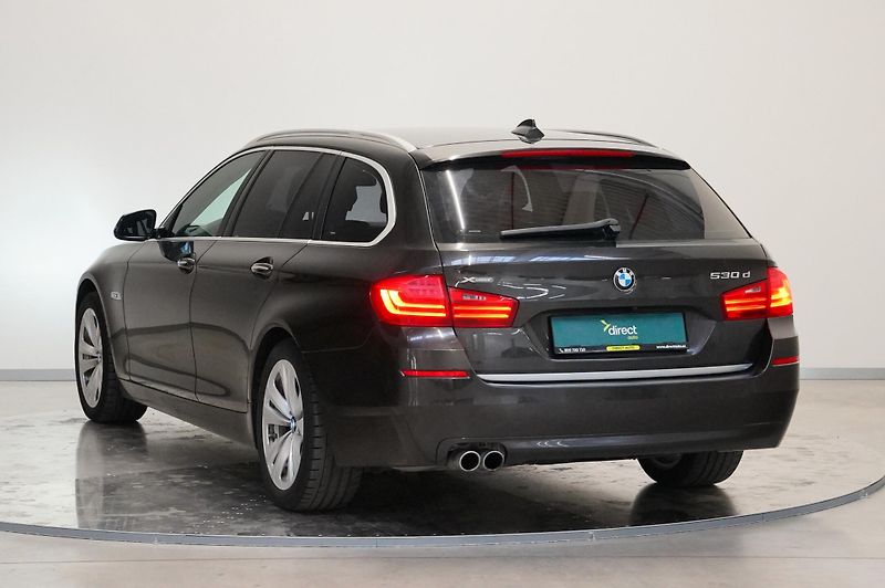 BMW Řada 5 - fotka 7 z 29