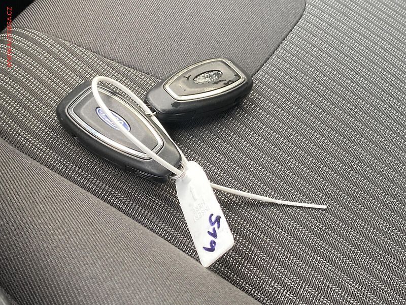 Ford Focus (2013) 2.0TDCi, AT, AC, tempo - fotka 18 z 18