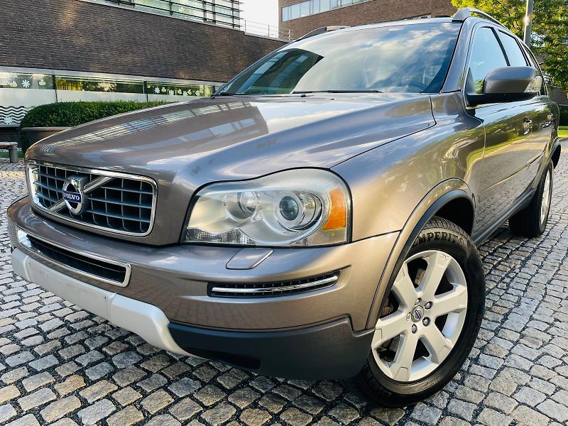 Volvo XC90 2.4 D5 4x4 AUT SERVISKA TAŽNÉ - fotka 2 z 48