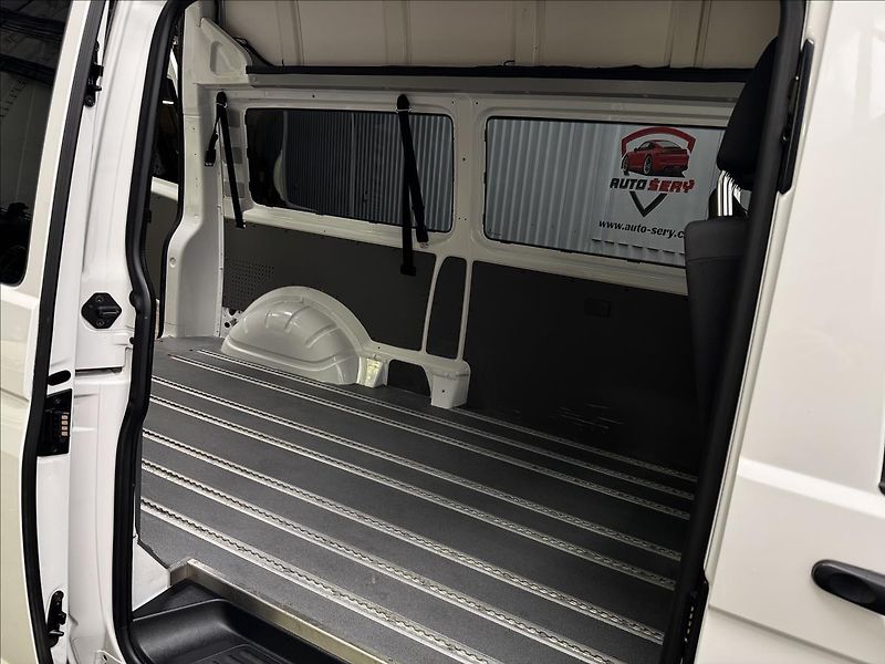 Volkswagen Transporter 2.0TDI KOMBI H3 LONG NEZ-TOP - fotka 31 z 37
