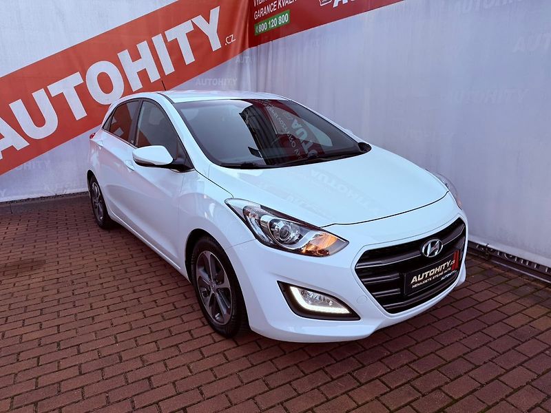 Hyundai i30 1.4 16V, Serviska, 1.Maj - fotka 5 z 29