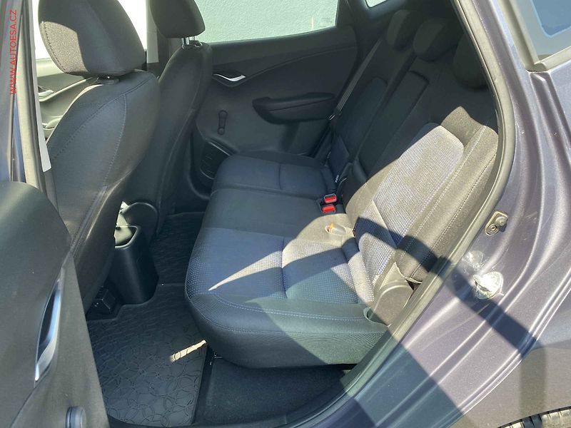 Hyundai ix20 (2015) 1.6 i, 1.maj,ČR, AC, park - fotka 10 z 16