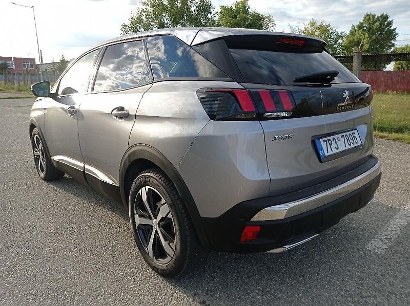 Peugeot 3008 (2017) ALLURE 1.2 /96kW + 2. SADA KOL - fotka 11 z 11
