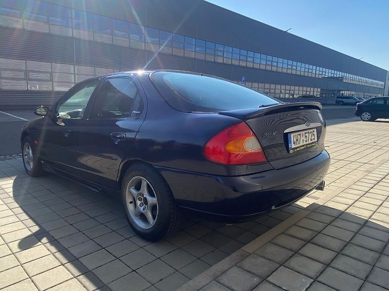 Ford Mondeo (1998) - fotka 40 z 40