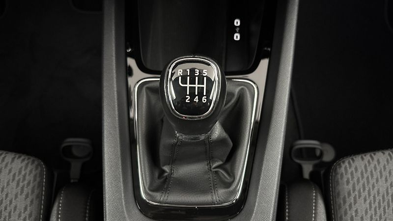 Škoda Octavia 1.5 TSI Style - fotka 23 z 28