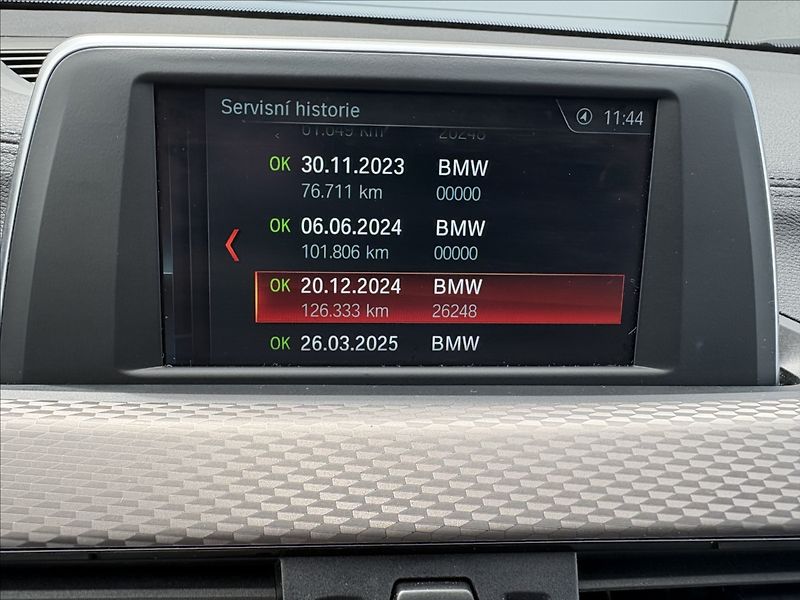 BMW X2 2,0 d Xdrive 140 KW M Edition - fotka 14 z 30