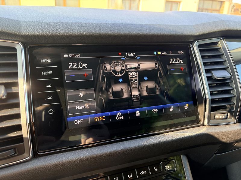 Škoda Kodiaq 2.0TSI 132KW 4x4 DSG WEBASTO - fotka 41 z 58