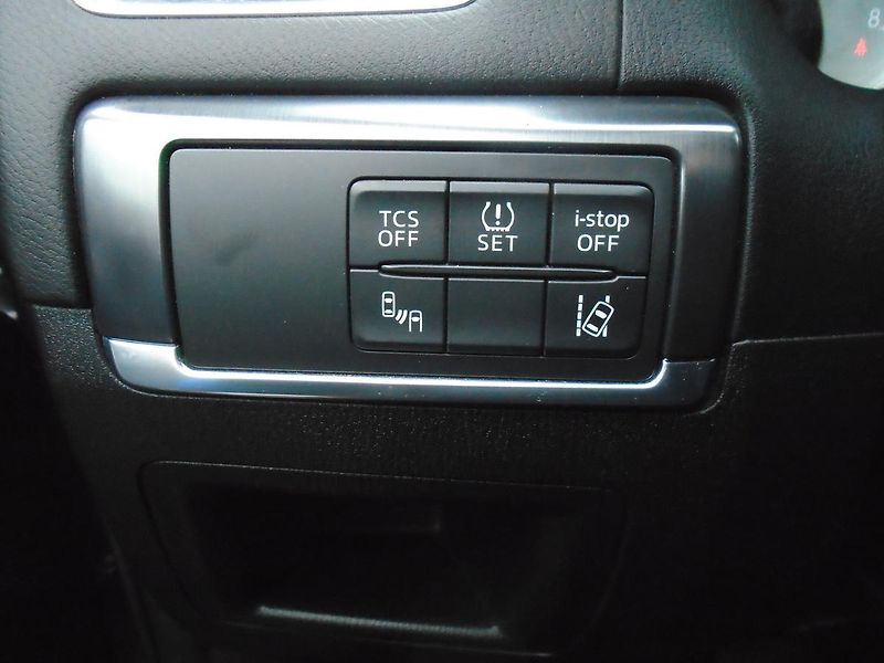 Mazda CX-5 2.5 141 kw 4x4 max. výbava - fotka 24 z 37