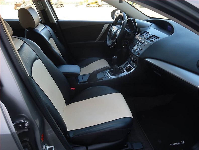 Mazda 3 (2011) 1.6, Tempomat, Park. senzory - fotka 9 z 17