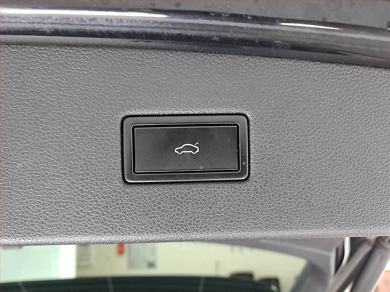 Volkswagen Tiguan (2016) R-Line 2.0 TDI, 4X4, Automat - fotka 24 z 24