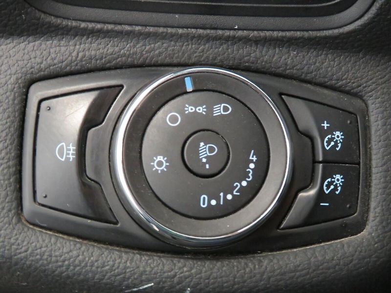 Ford B-MAX - fotka 13 z 22
