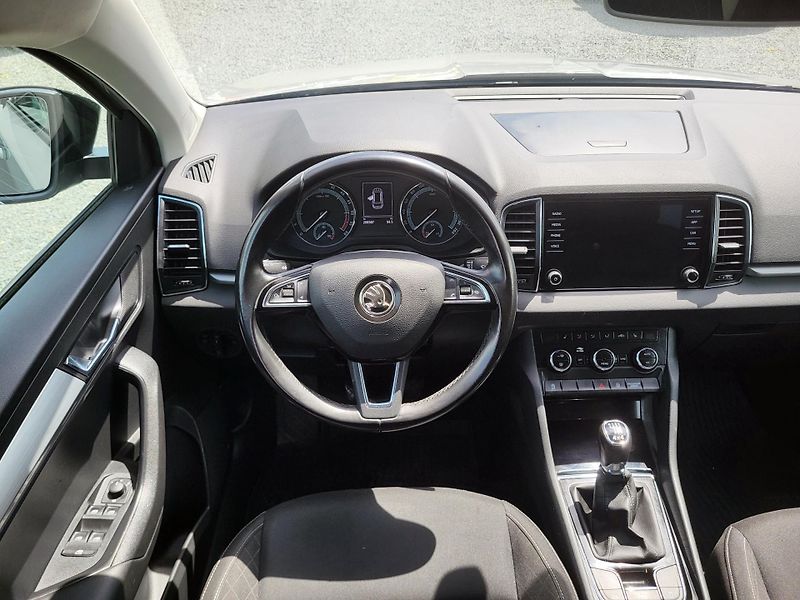 Škoda Karoq 2.0 TDi 110kW 4x4 AMBITION *ČR - fotka 9 z 47
