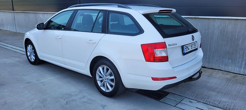 Škoda Octavia 1,6 TDI 77KW  - fotka 4 z 19