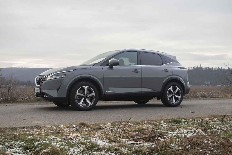Kdysi byl ve svém segmentu jeden z mála, dnes si musí Nissan Qashqai poradit s početnou konkurencí.