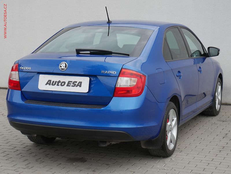 Škoda Rapid (2016) 1.4 TDI, 1.maj,ČR, Style - fotka 4 z 17