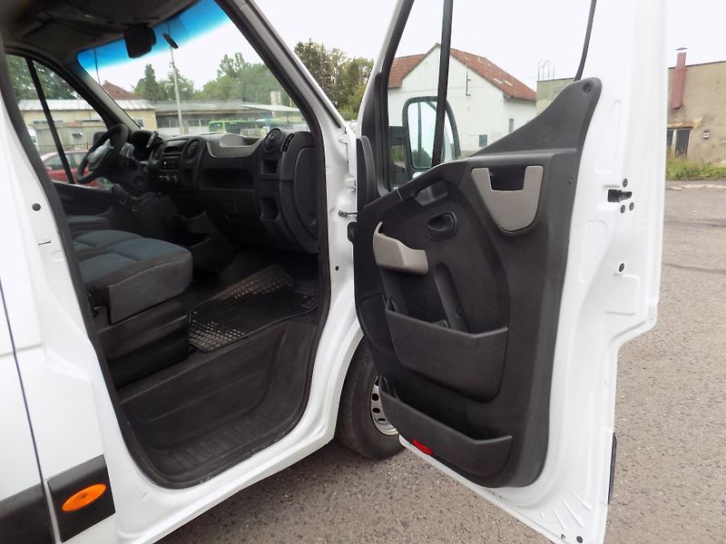 Renault Master (2014) 2,3 110KW MAXI KLIMA - fotka 22 z 35