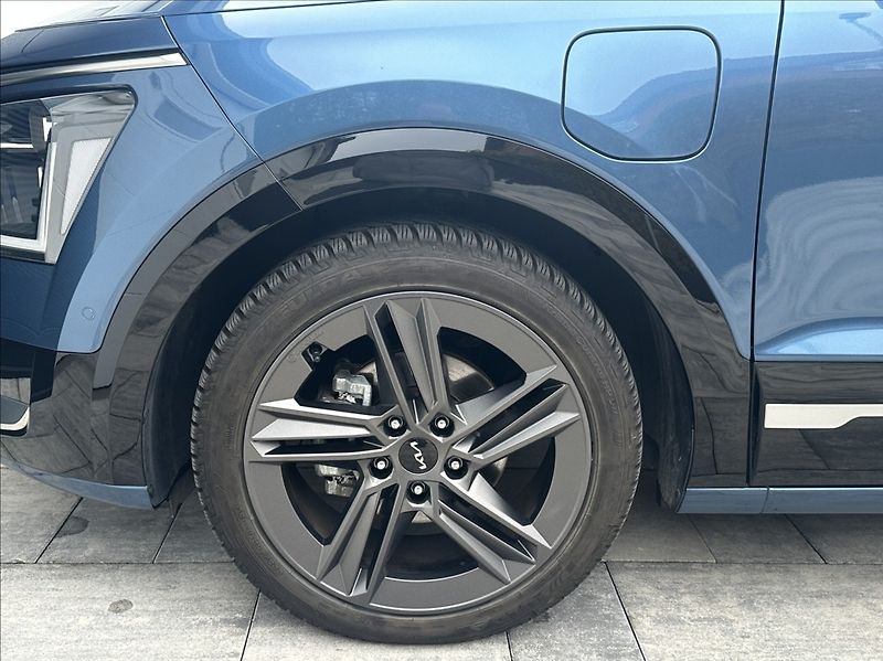 Kia Niro 1,6 GDI PHEV 184PS  Spirit A/T - fotka 45 z 54
