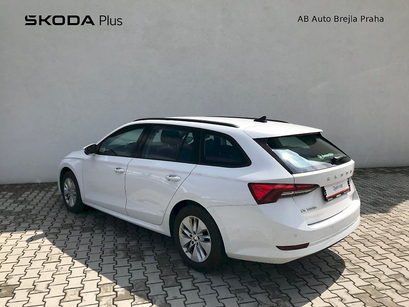 Škoda Octavia (2023) COM AMB TD 110/2.0 M6F - fotka 10 z 24