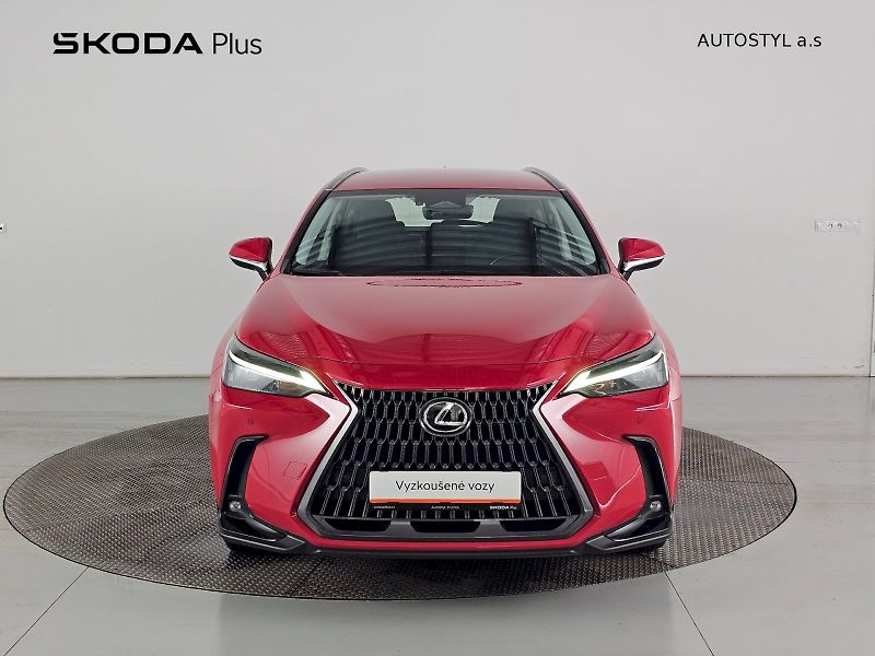 Lexus NX 350h (2023) 2.5HEV Comfort TOP - fotka 4 z 35