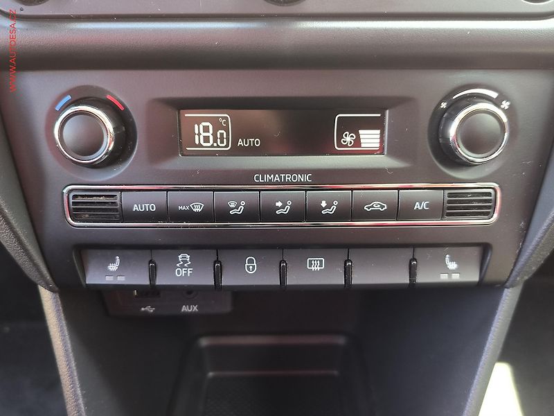 Škoda Rapid (2014) 1.6 TDi, autoAC - fotka 13 z 17
