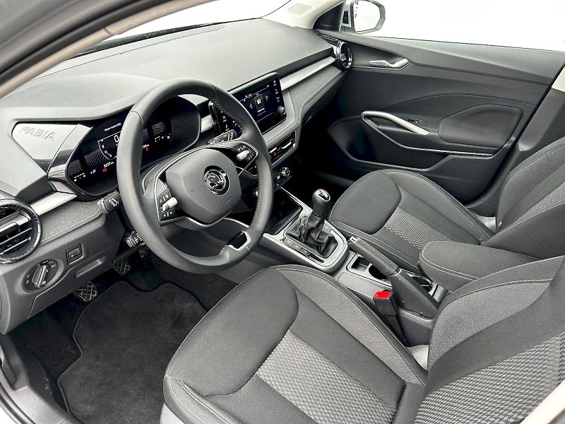 Škoda Fabia (2024) 1.0 TSI 70kW MP5 Selection - fotka 23 z 33
