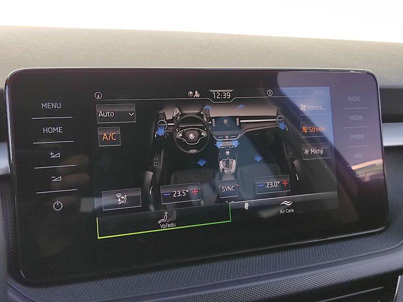 Škoda Fabia (2022) Ambition Plus 1,0 Tsi 70 Kw - fotka 13 z 35