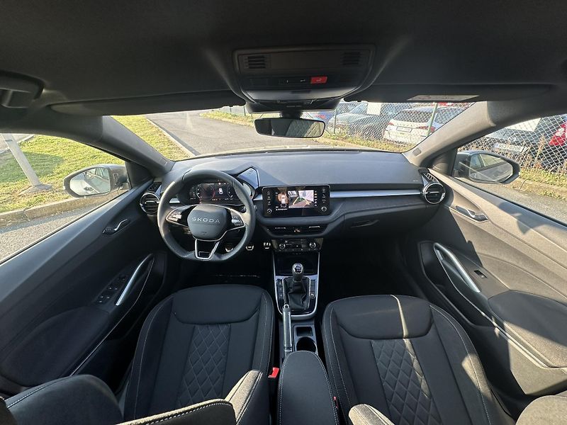 Škoda Fabia DYNAMIC 1.0TSI 85kW - fotka 9 z 13