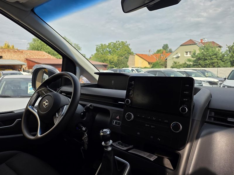 Hyundai Staria 2.2-1.MAJ-DPH-VAN-6 MÍST       - fotka 3 z 12
