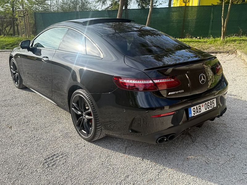 Mercedes-Benz Třídy E (2022) - fotka 83 z 91