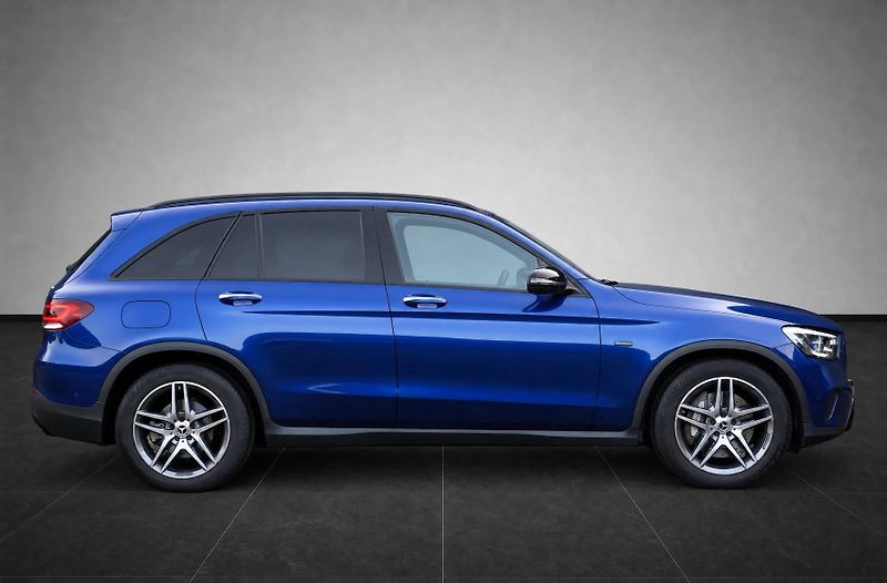 Mercedes-Benz GLC 300e, 4Matic, ČR, Vzduch - fotka 6 z 33