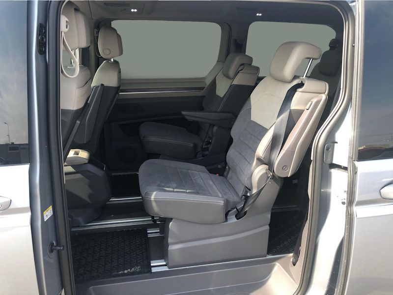 Volkswagen Multivan (2026) LONG STYLE 1,5TSI PHEV 4MOTION - fotka 12 z 30
