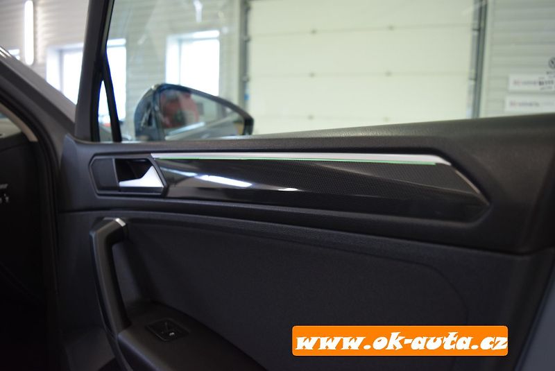 Volkswagen Tiguan 1.5 TSi ELEGANCE DSG  - fotka 24 z 62