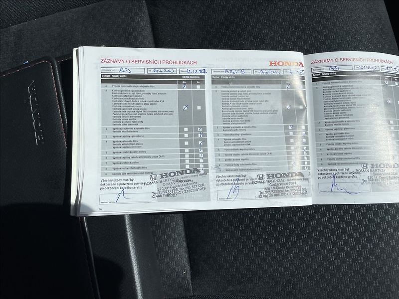 Honda CR-V 1,6 i-DTEC AWD Automat CZauto - fotka 16 z 41