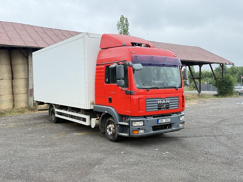 MAN TGL (2007) 12.240 CARRIER XARIOS 600 - fotka 9 z 16