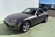 Kabriolet Mazda MX-5 1.8i.