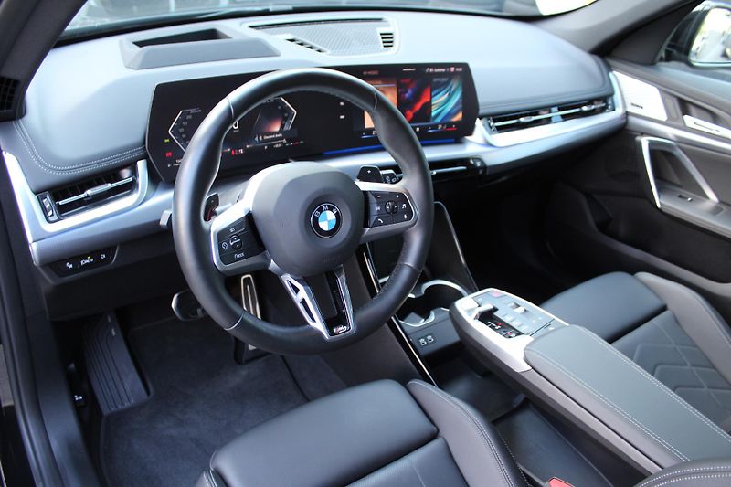 BMW X1 xDrive23d Mpaket - fotka 10 z 24