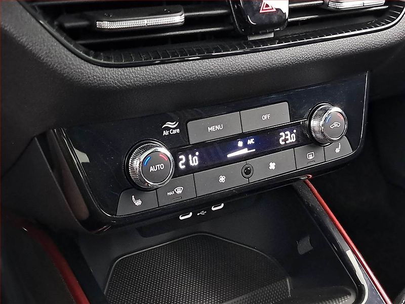 Škoda Fabia (2024) 1.0 TSI, MONTE CARLO, AUTOMAT - fotka 19 z 24