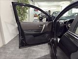 Nissan Qashqai 2,0   i 4x4 REZERVACE - náhled 6