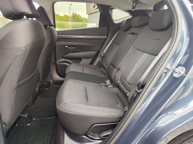 Hyundai Tucson 1.6 T-GDI/110kW Smart - fotka 12 z 31