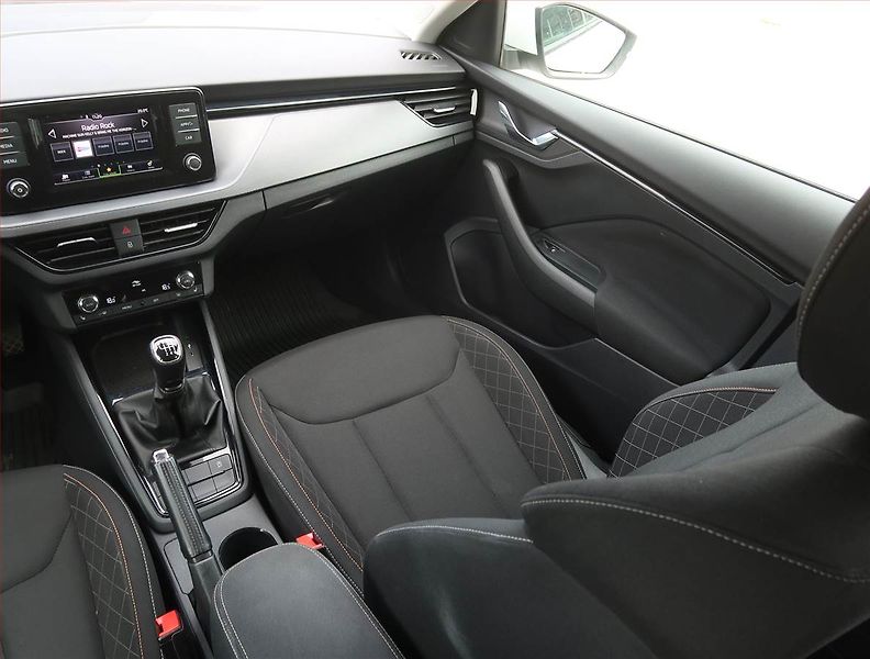 Škoda Scala (2022) Ambition 1.0 TSI, Serv.kniha - fotka 8 z 18